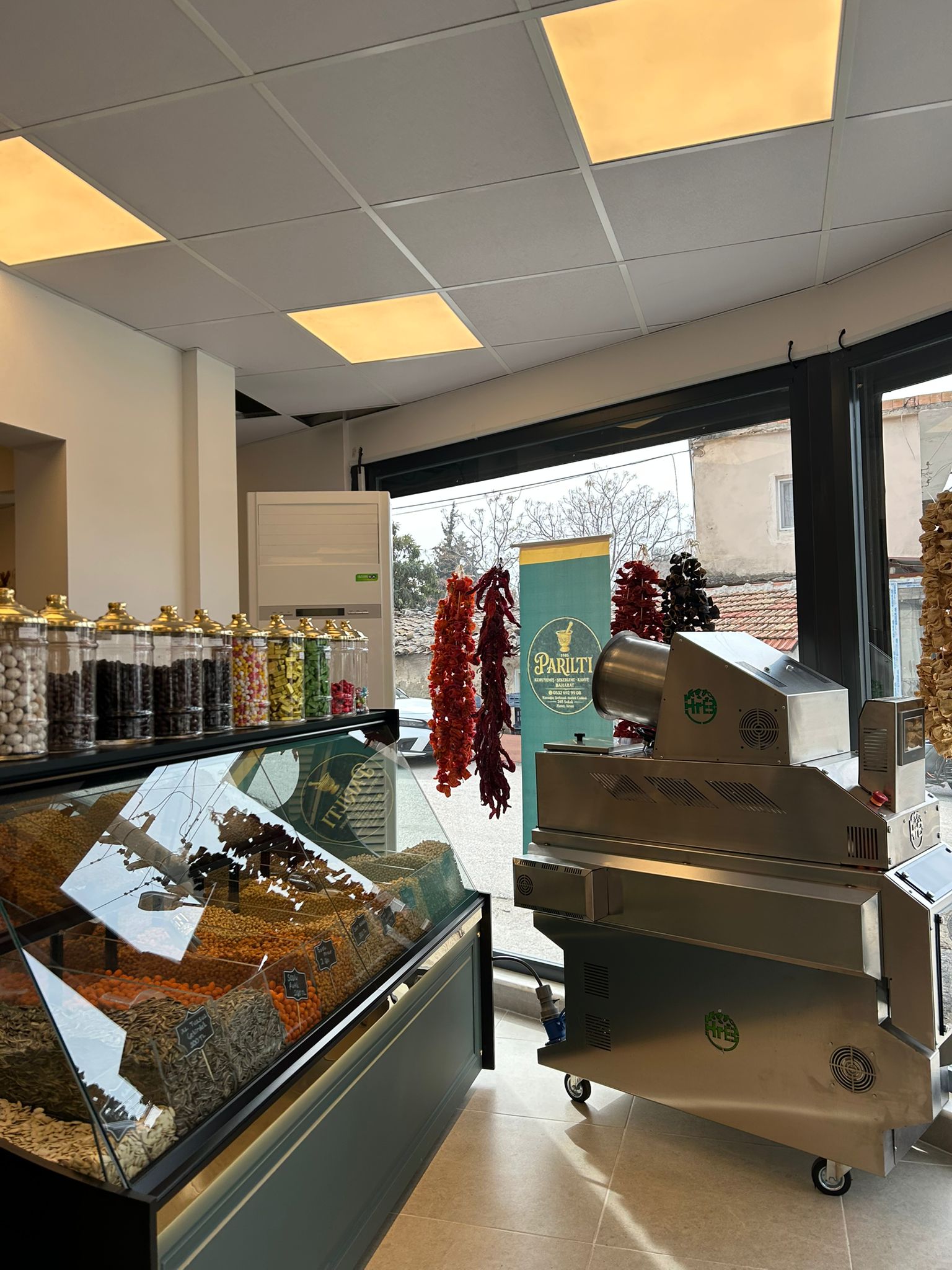 Parıltı Baharat Kuruyemiş 